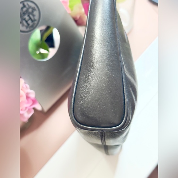 Vintage Gucci Black Leather Clutch - Picture 11 of 14